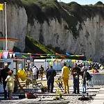 Medaillon, Sur La - Mesnil Val Criel-sur-Mer