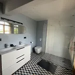 Medaillon, Sur La - Mesnil Val Βίλα *