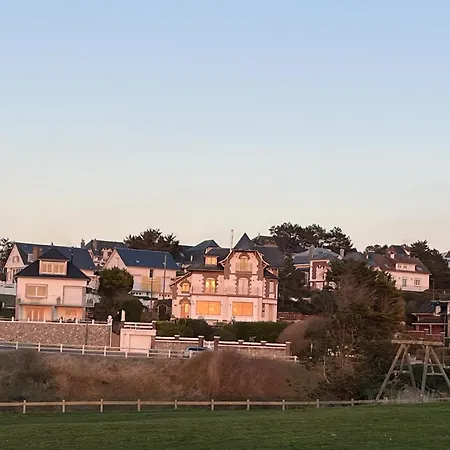 Medaillon, Sur La - Mesnil Val * Criel-sur-Mer