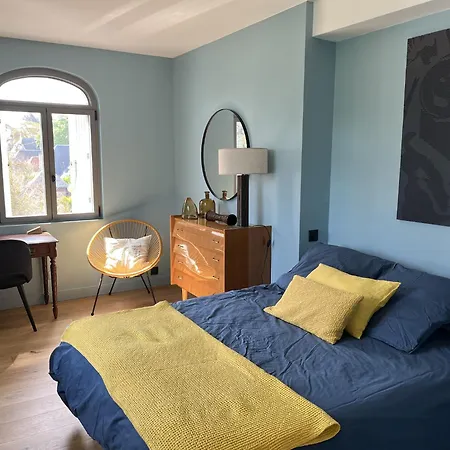 Medaillon, Sur La - Mesnil Val Criel-sur-Mer