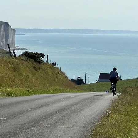 Medaillon, Sur La - Mesnil Val Βίλα *