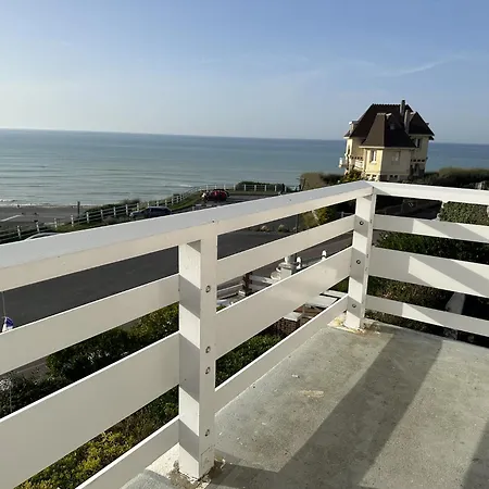 Medaillon, Sur La - Mesnil Val 빌라 크리엘쉬르메르